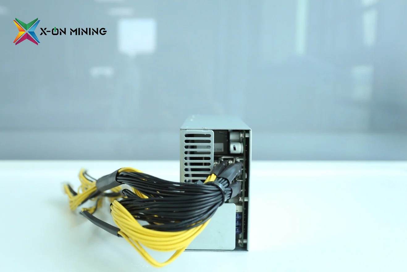 Antminer APW7